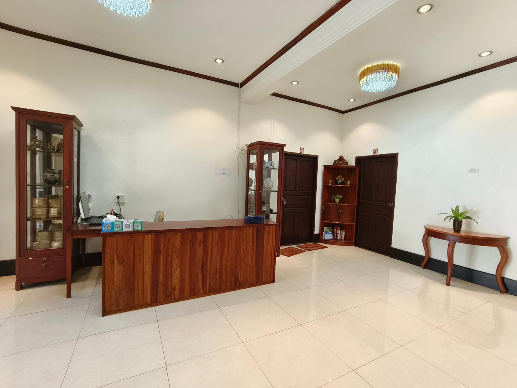 Ksana Guesthouse Luang Prabang Extérieur photo